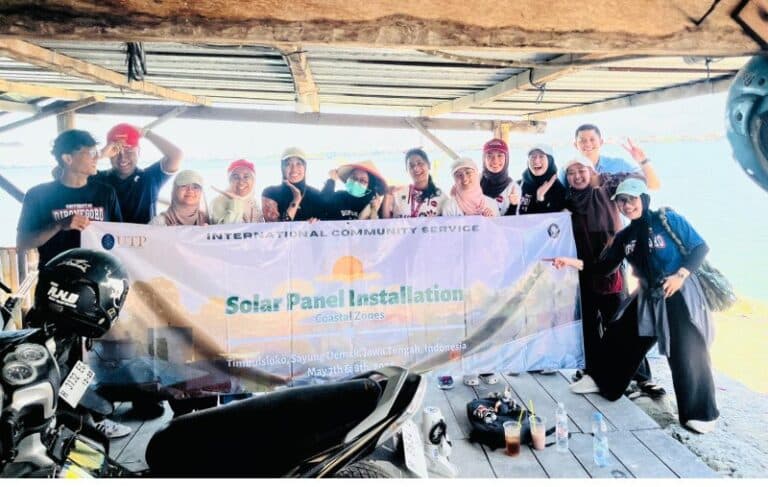 FEB UNDIP dan UTP Malaysia Implementasikan Energi Berkelanjutan di Desa Pesisir Timbulsloko