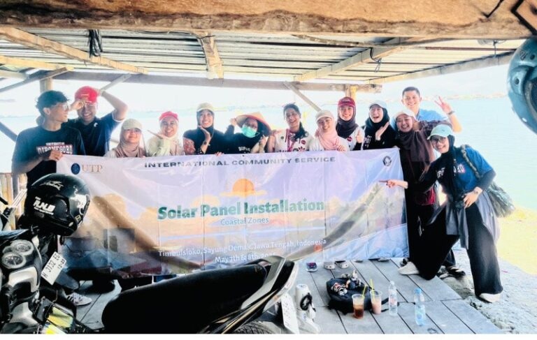 FEB UNDIP dan UTP Malaysia Implementasikan Energi Berkelanjutan di Desa Pesisir Timbulsloko