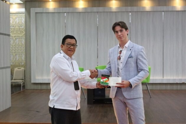 FEB Unila Buka Wawasan Mahasiswa tentang Peluang Karier Global melalui Program Talent Bridge