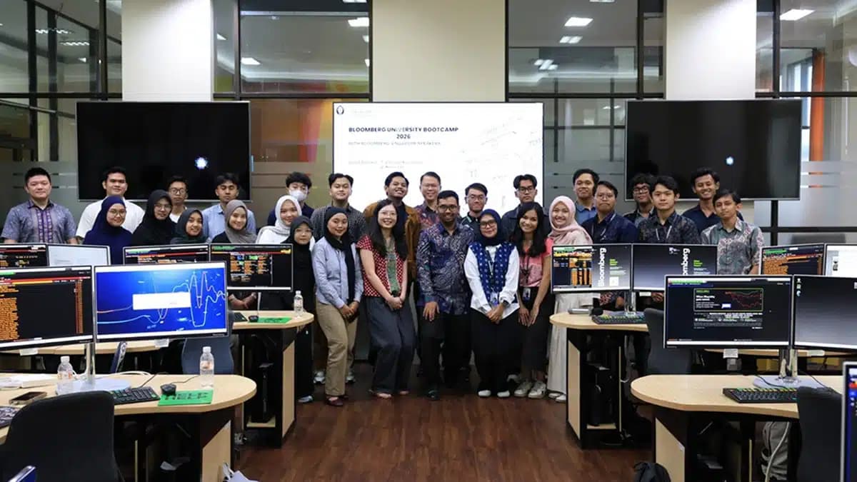 Mahasiswa FEB UNDIP Belajar Langsung dari Bloomberg Singapore: Mengasah Kemampuan Analisis Pasar Keuangan Global