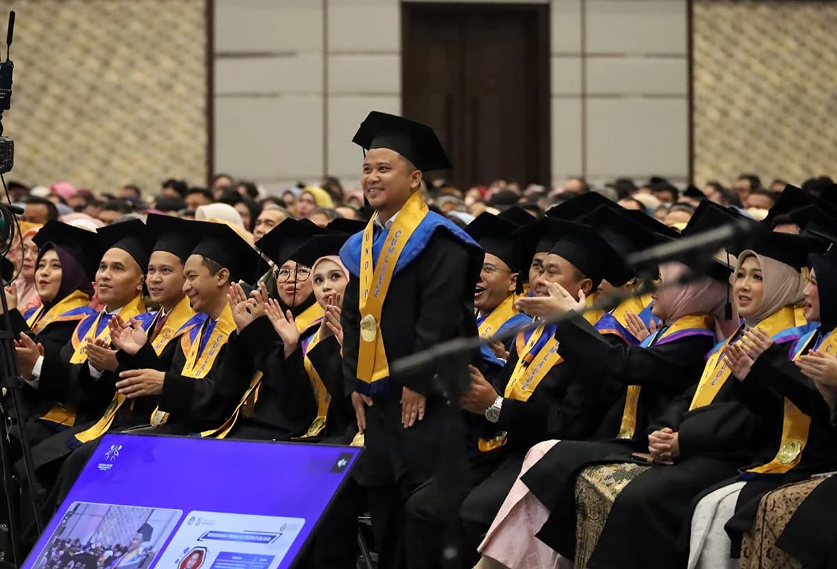 Rangkaian Wisuda ke-183 UNDIP Dimulai, Doktor Teknik Kimia Raih Apresiasi atas 10 Artikel Scopus dari Disertasinya