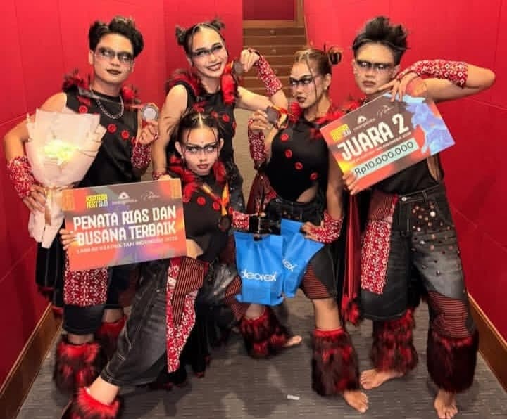 Mahasiswa ISI Yogyakarta Raih Juara 2 dan Penata Rias-Busana Terbaik di Ksatria Fest 3.0