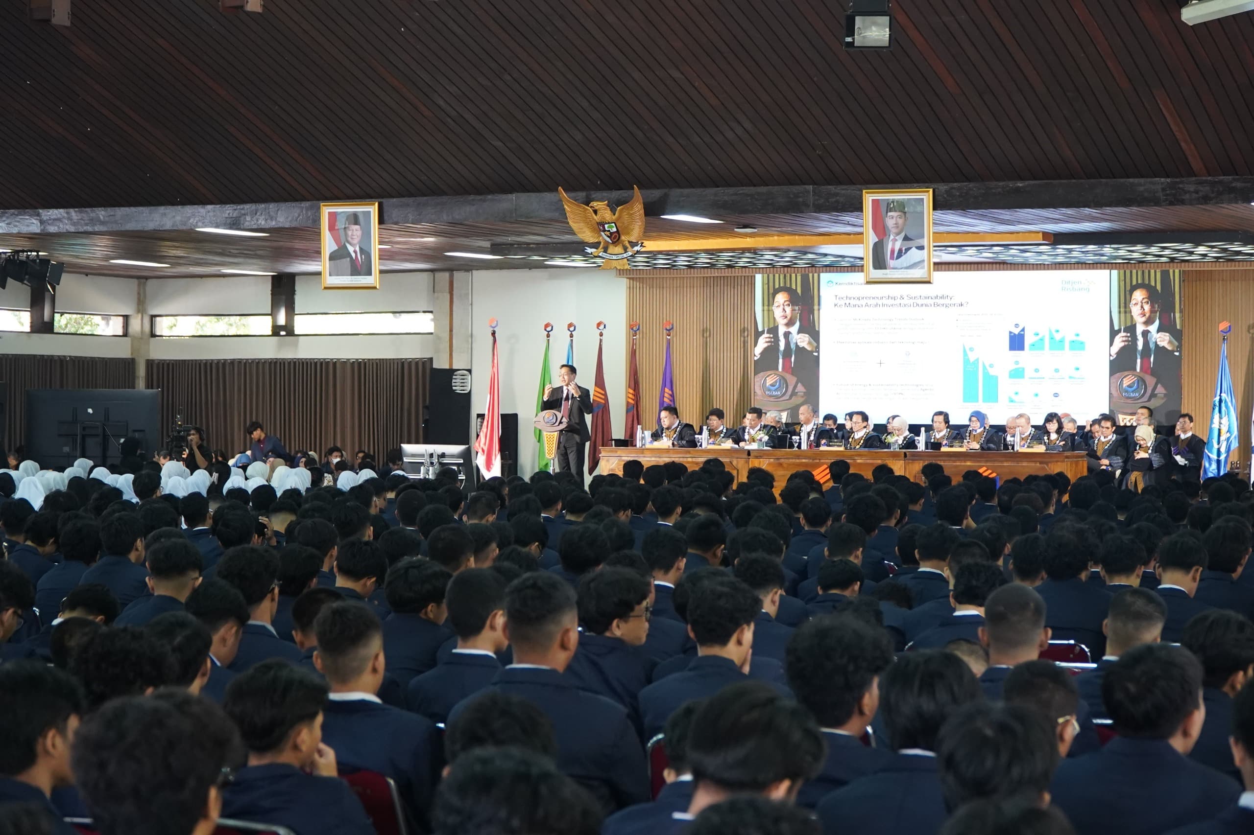 Dirjen Risbang Ajak Mahasiswa Baru Polban Merancang Masa Depan