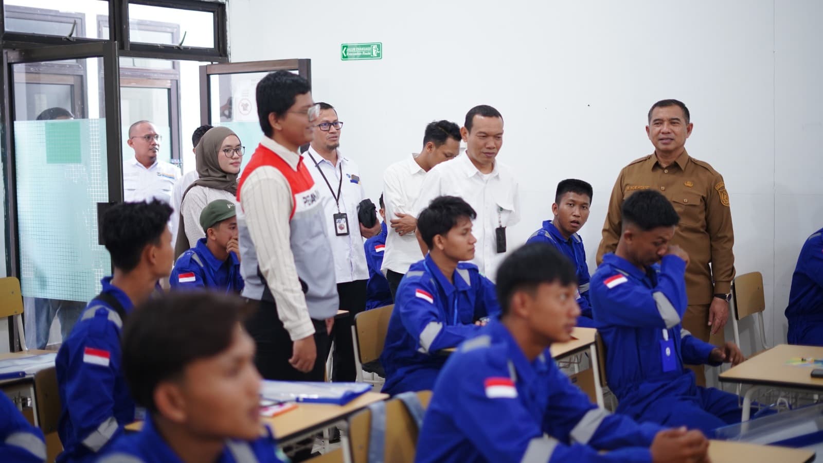 Polbeng dan PHR Bekali Warga Rokan Hilir Keahlian Las Bersertifikat lewat ASA KARYA