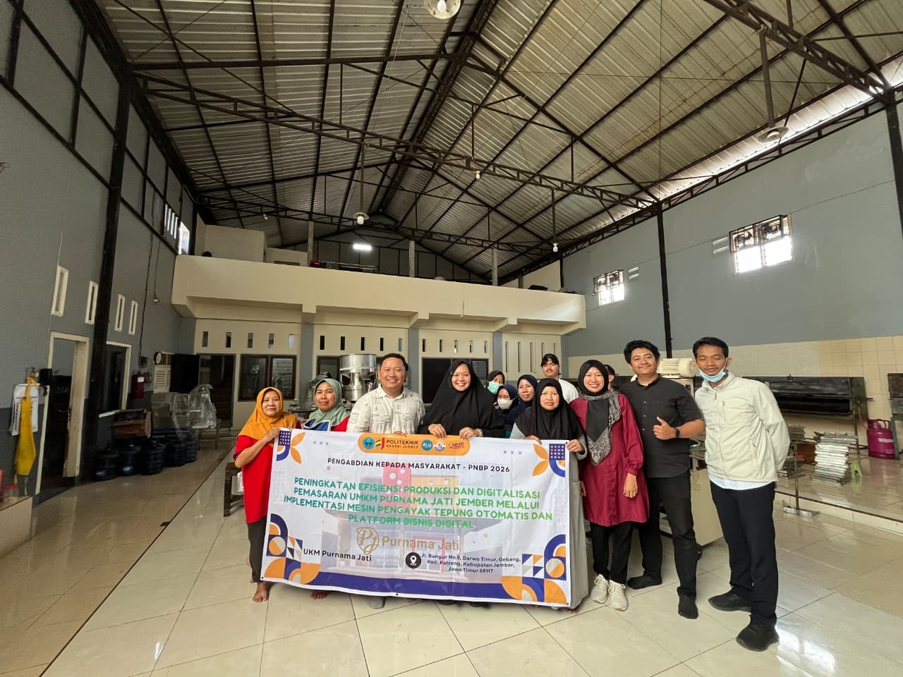Polije Dorong Efisiensi Produksi UD Purnama Jati Jember lewat Mesin Pengayak Otomatis