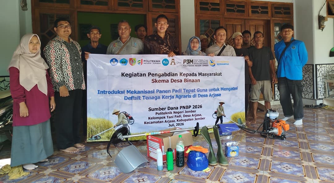 Petani Arjasa Atasi Krisis Buruh Panen dengan Mekanisasi