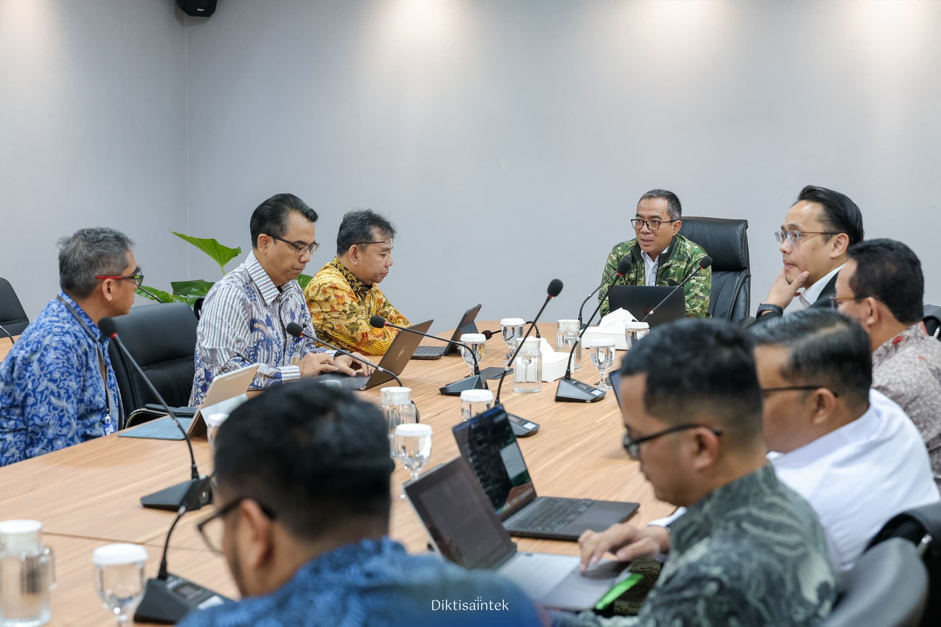 Kemdiktisaintek bersama LPDP Perkuat Pendanaan Riset dan Pengembangan Talenta