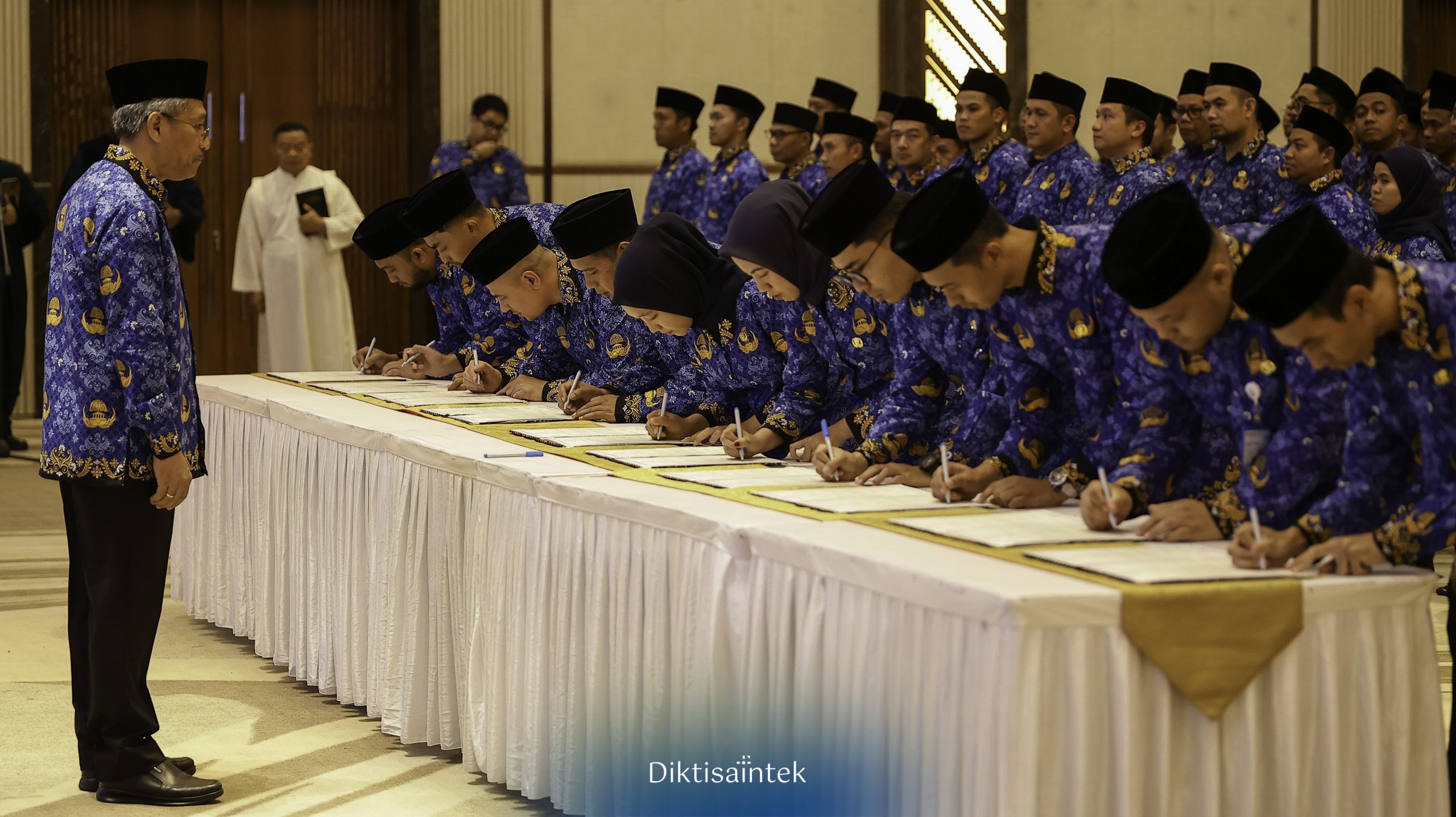 850 PPPK Resmi Dilantik, Hembus Semangat Baru di Lingkungan Kemdiktisaintek